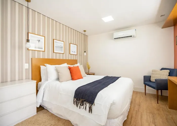Studio em localização incrível, com garagem, piscina e academia - Vila Olímpia